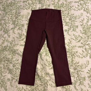 Lululemon cropped wonder unders